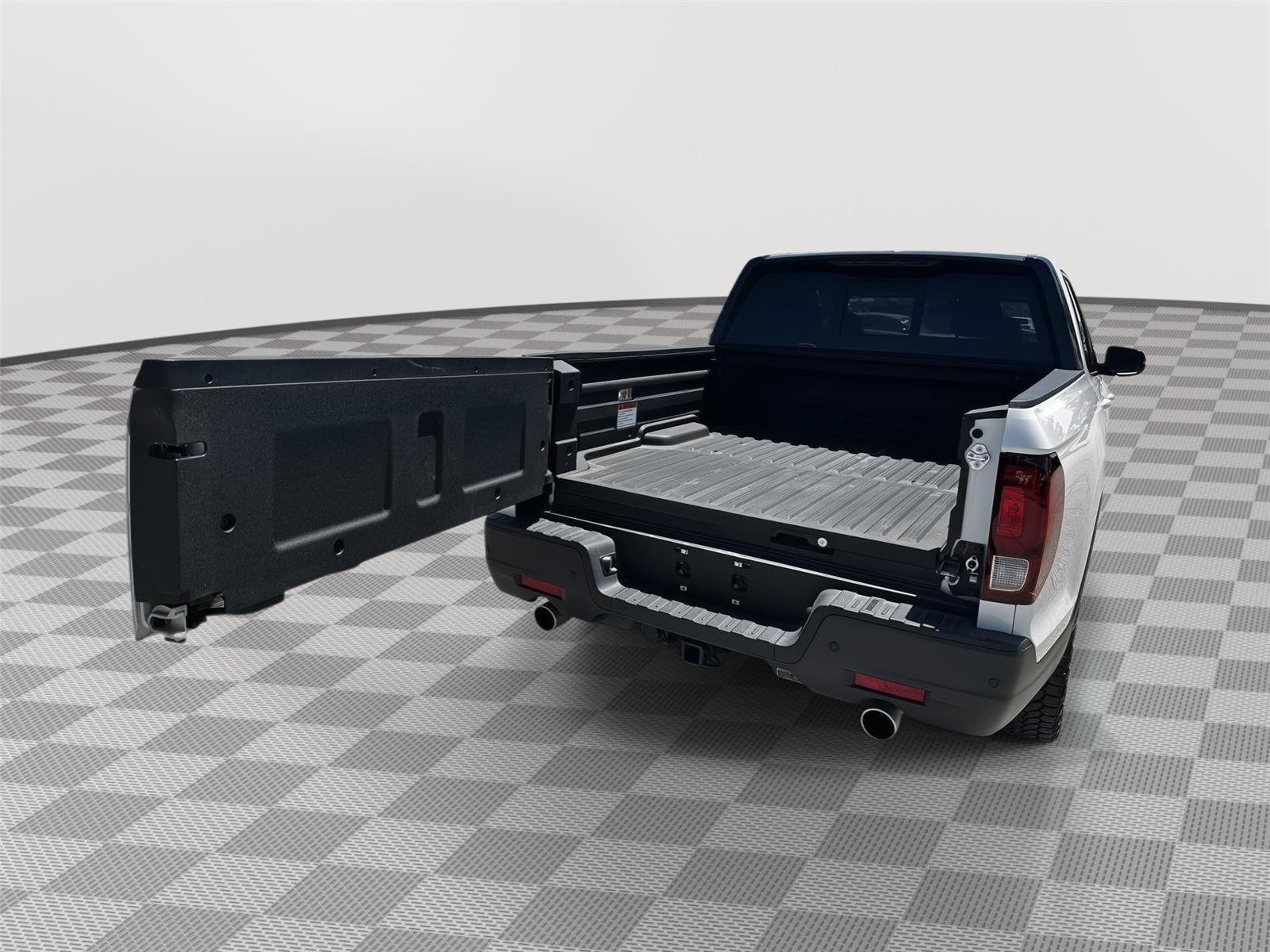 2025 Honda Ridgeline TrailSport - Photo 24