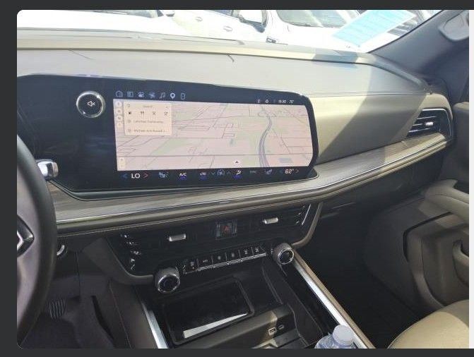 2025 Chevrolet Tahoe Z71 - Photo 7