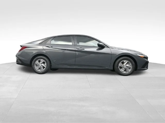 Used 2026 Gray Hyundai SE image 37
