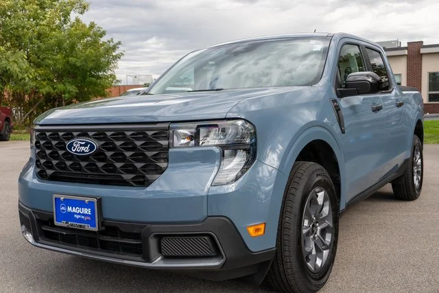 New 2026 Gray Ford XLT image 2