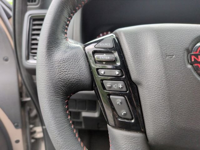Used 2023  Nissan PRO-X image 17