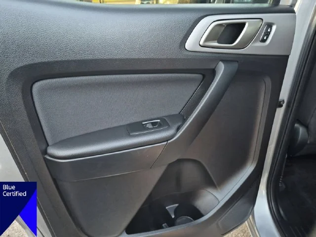 Used 2020 Silver Ford XLT image 27