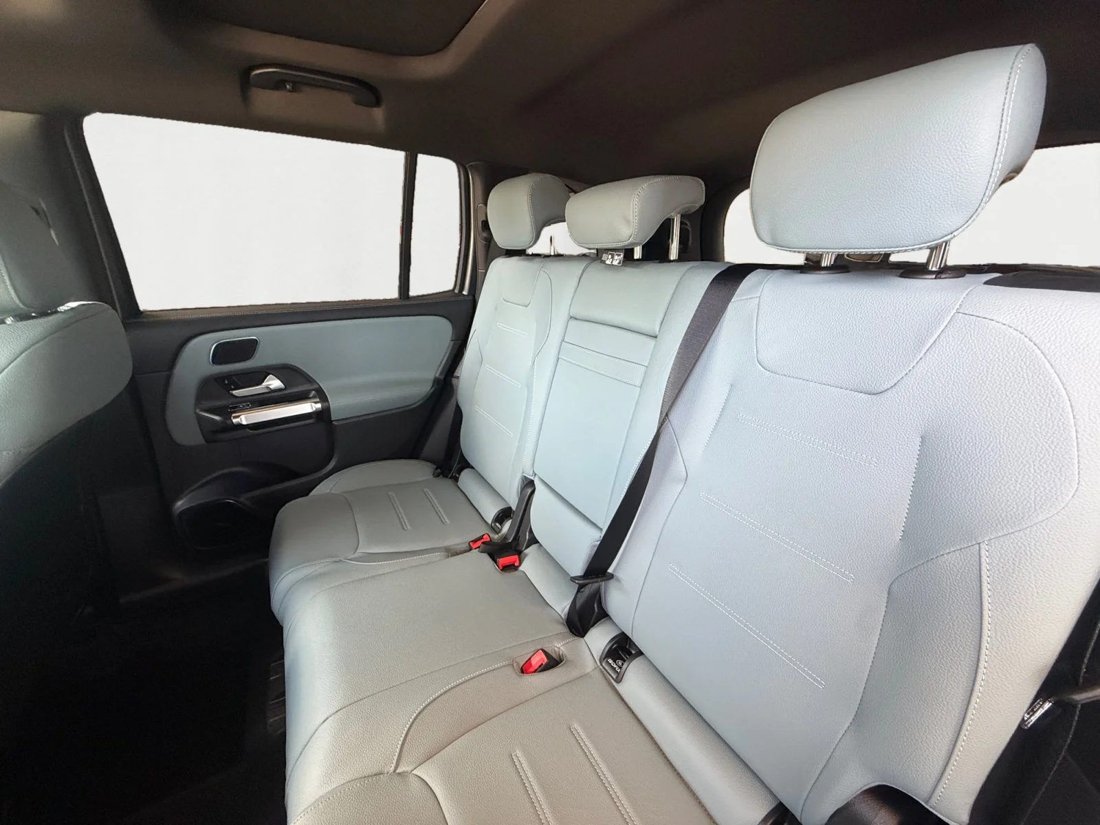 New 2026 Gray Mercedes-Benz GLB 250 image 13