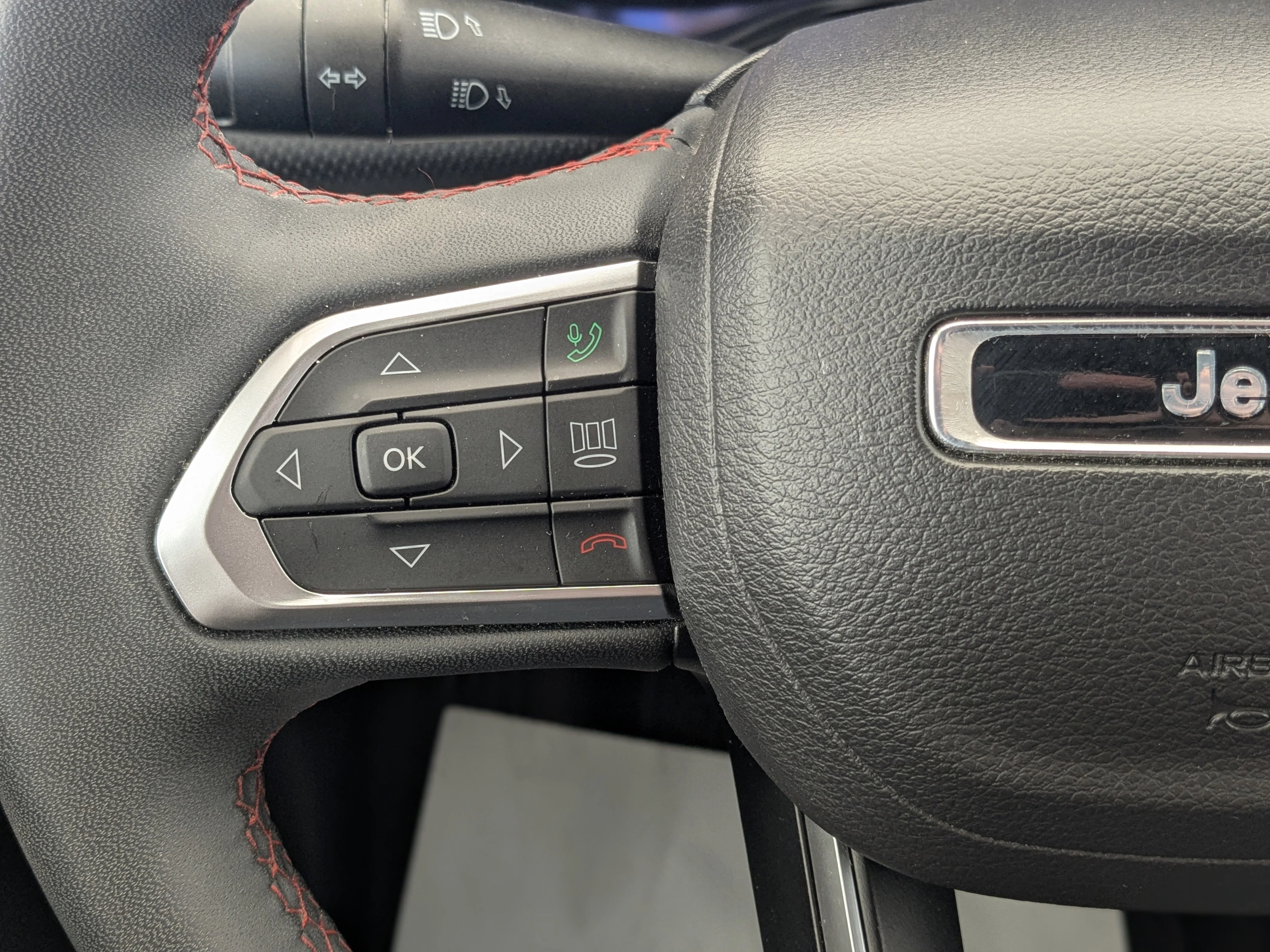 Used 2024 Black Jeep Trailhawk - Leather - Sun & Sound Grp - Alpine Audio - NAV & More image 17