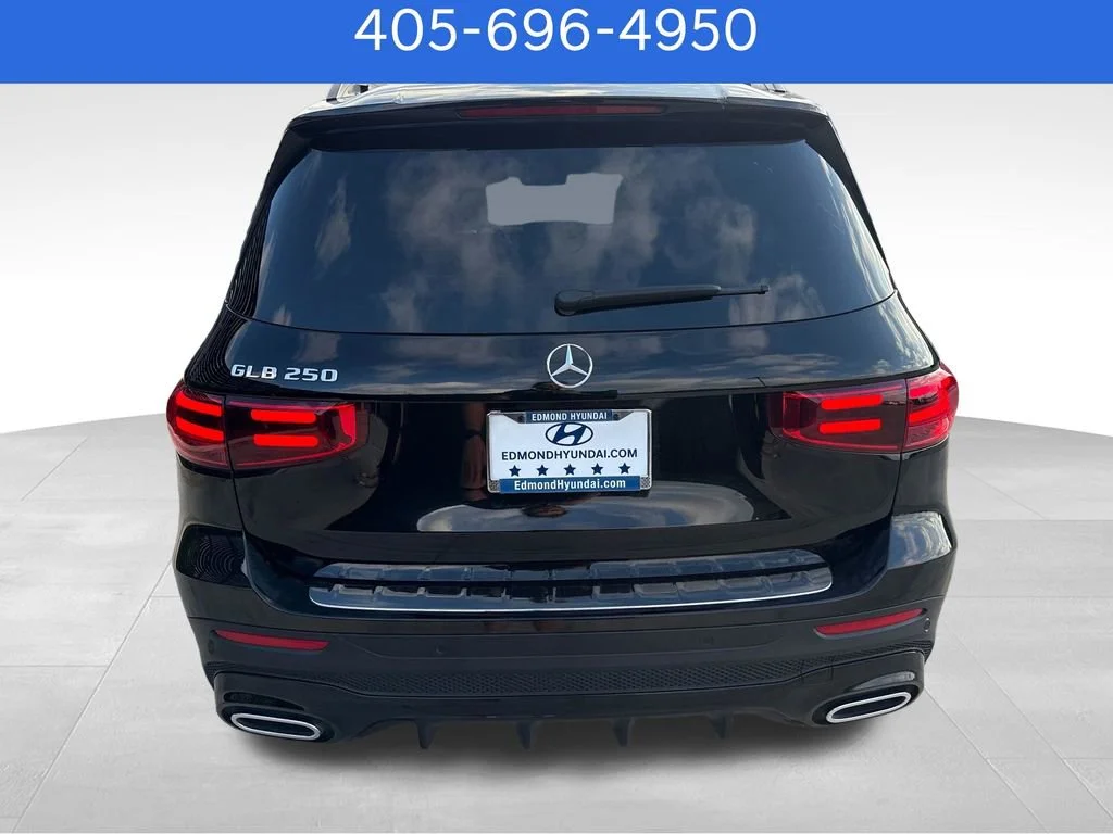 Pre-Owned 2024 Mercedes-Benz GLB 250