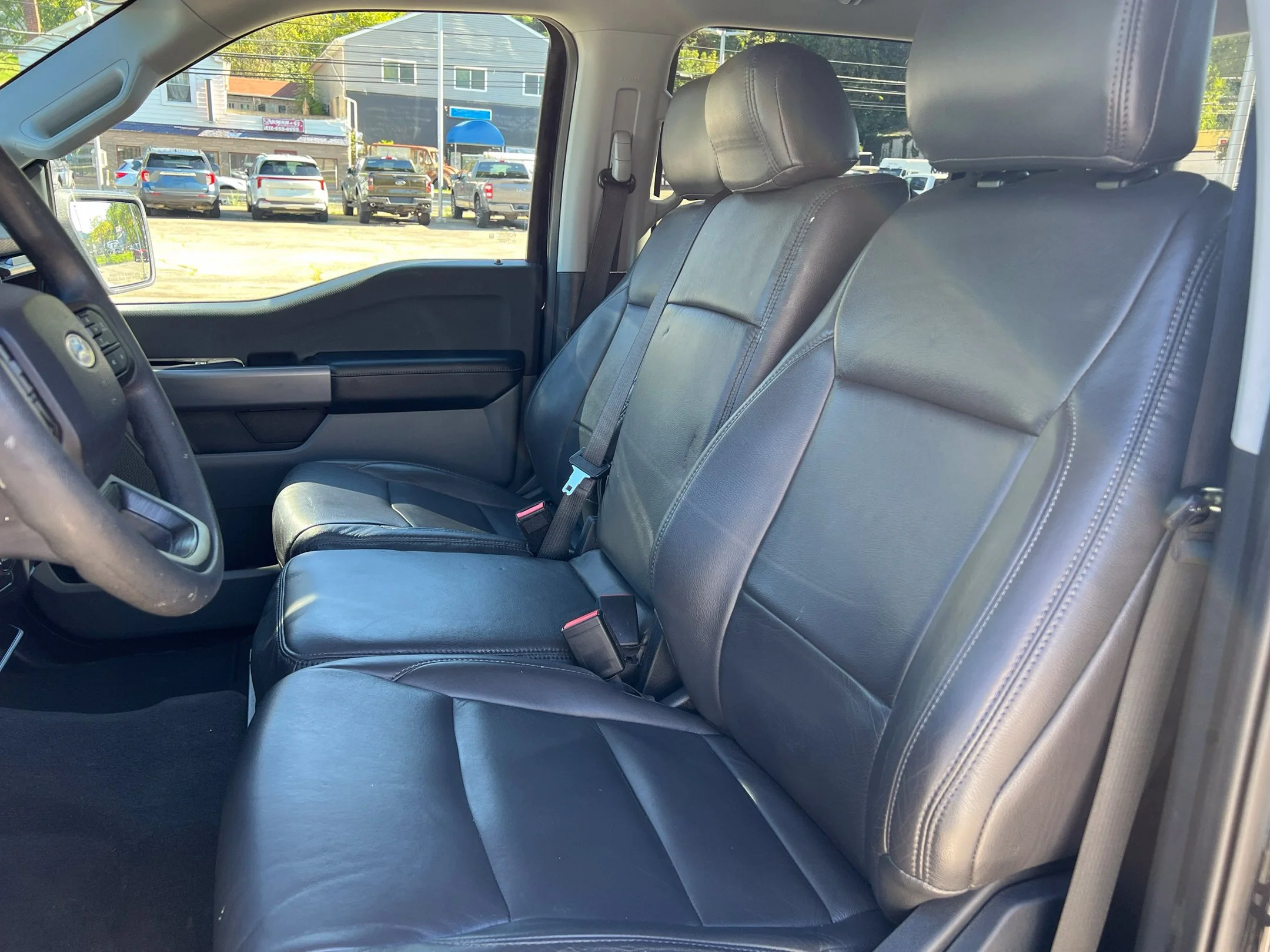 Used 2021 Blue Metallic Ford XLT image 22