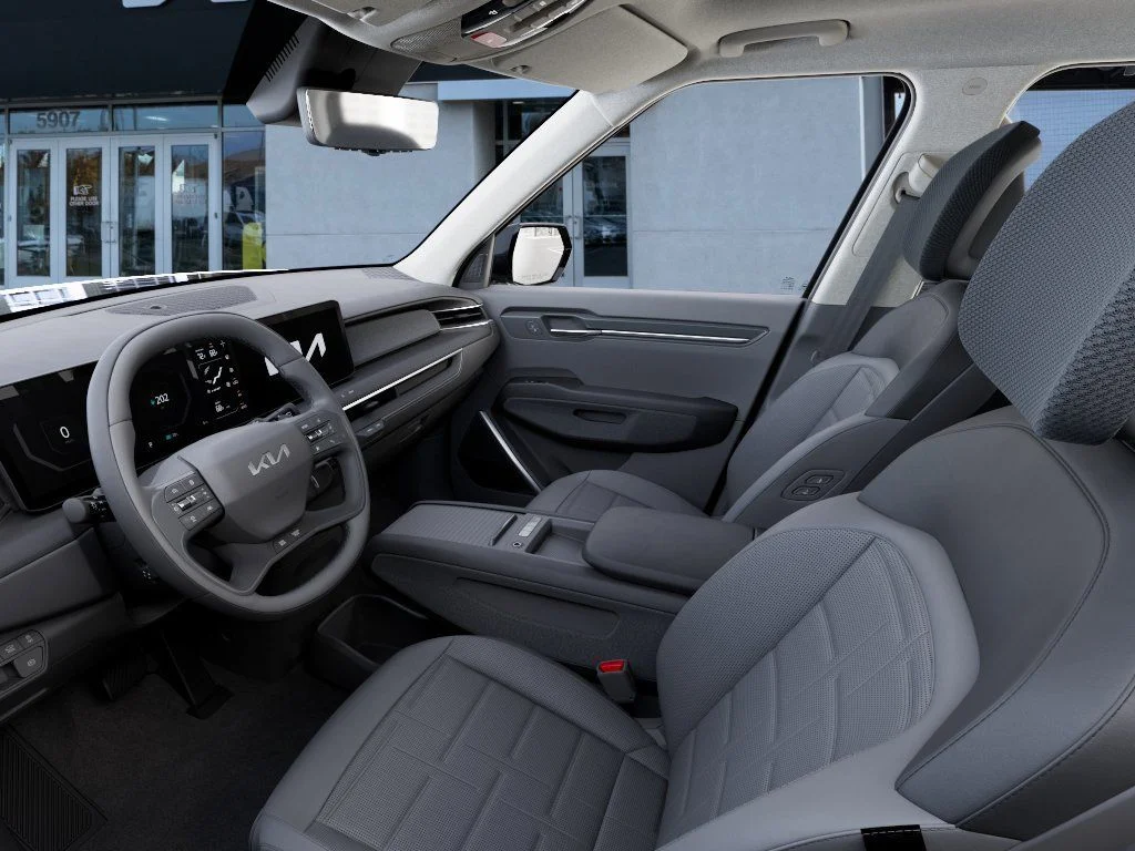 New 2026 Panthera Metal Kia Land AWD image 17