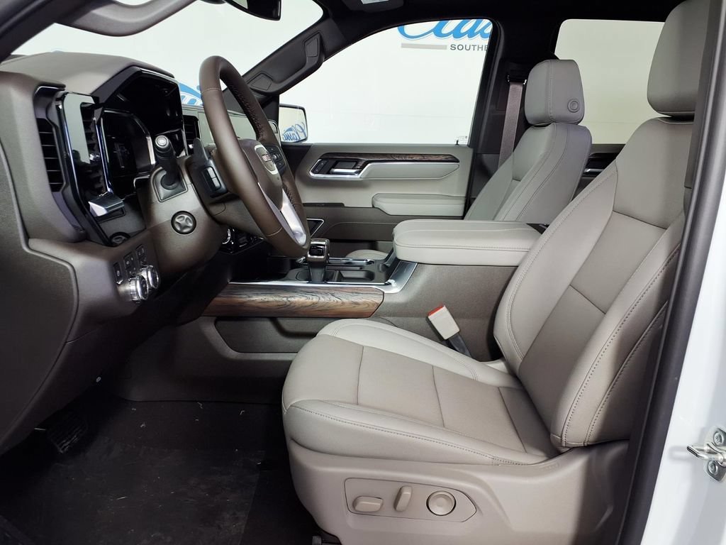 New 2026 Glacier White Tricoat GMC SLT image 8