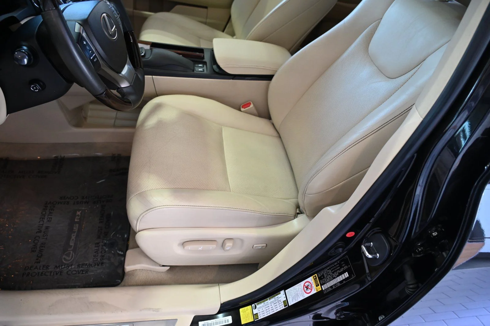 Used 2015 Black Lexus 350 image 12