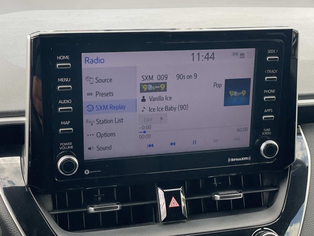 Used 2020 White Toyota SE image 12