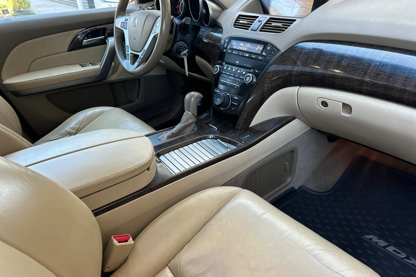 Used 2012  Acura Technology image 18