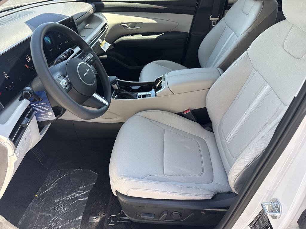New 2026 White Hyundai SEL FWD image 9