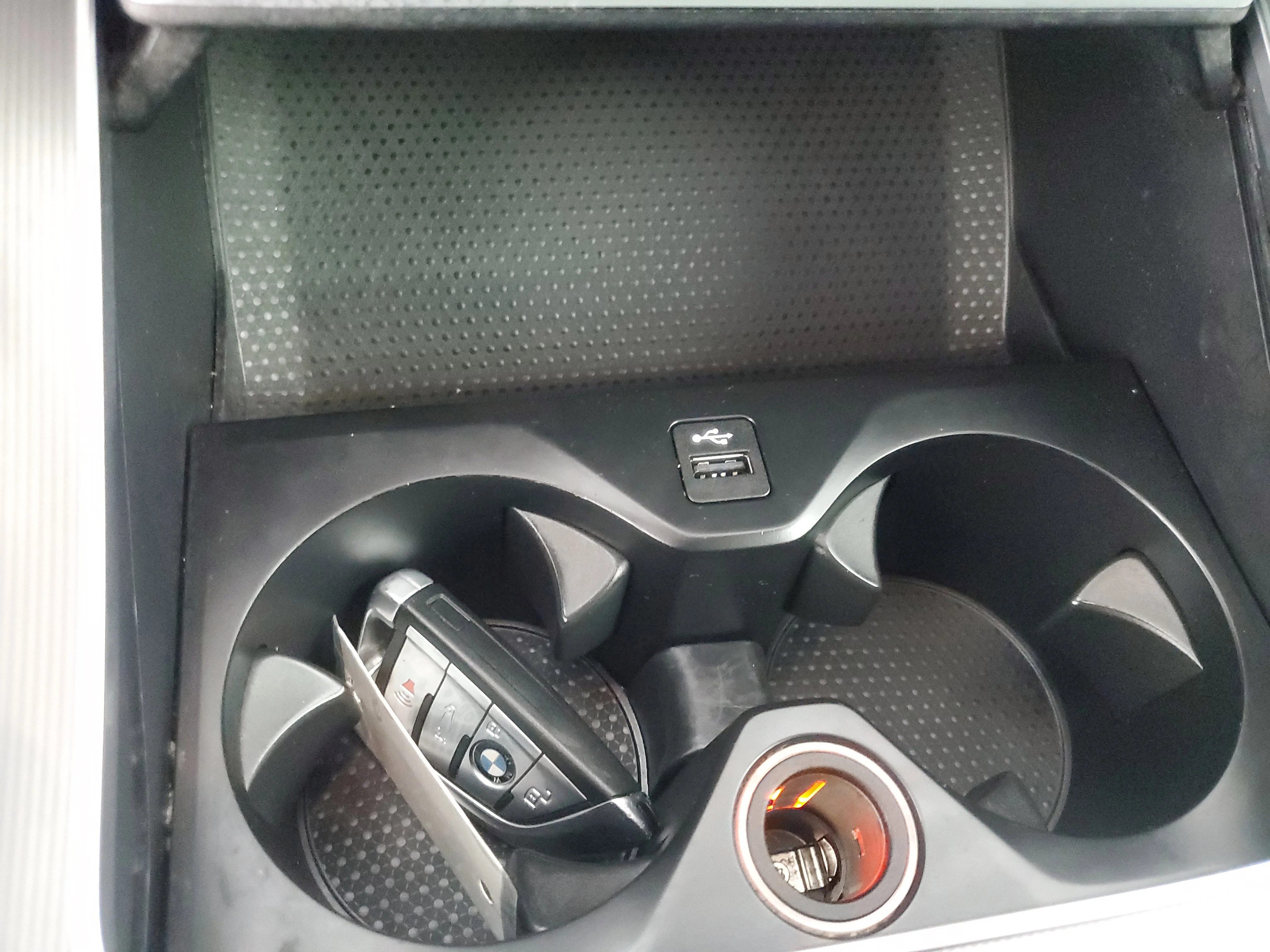 Used 2019 Arctic Gray Metallic BMW xDrive40i image 20