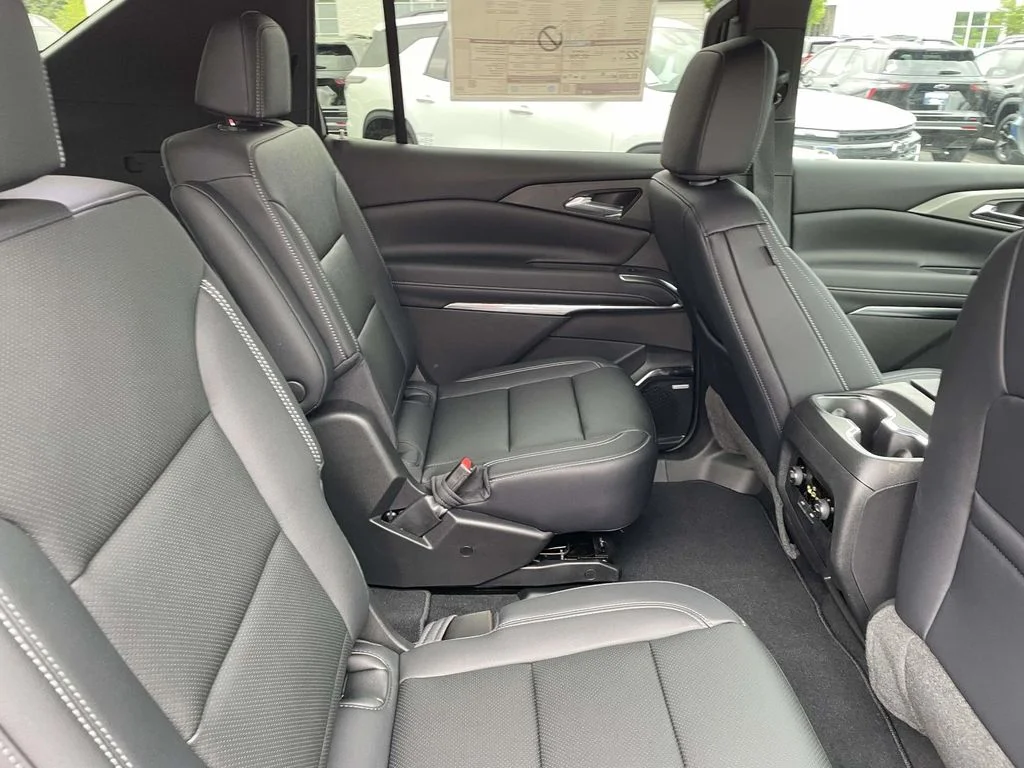 New 2026 Summit White Chevrolet LT image 11