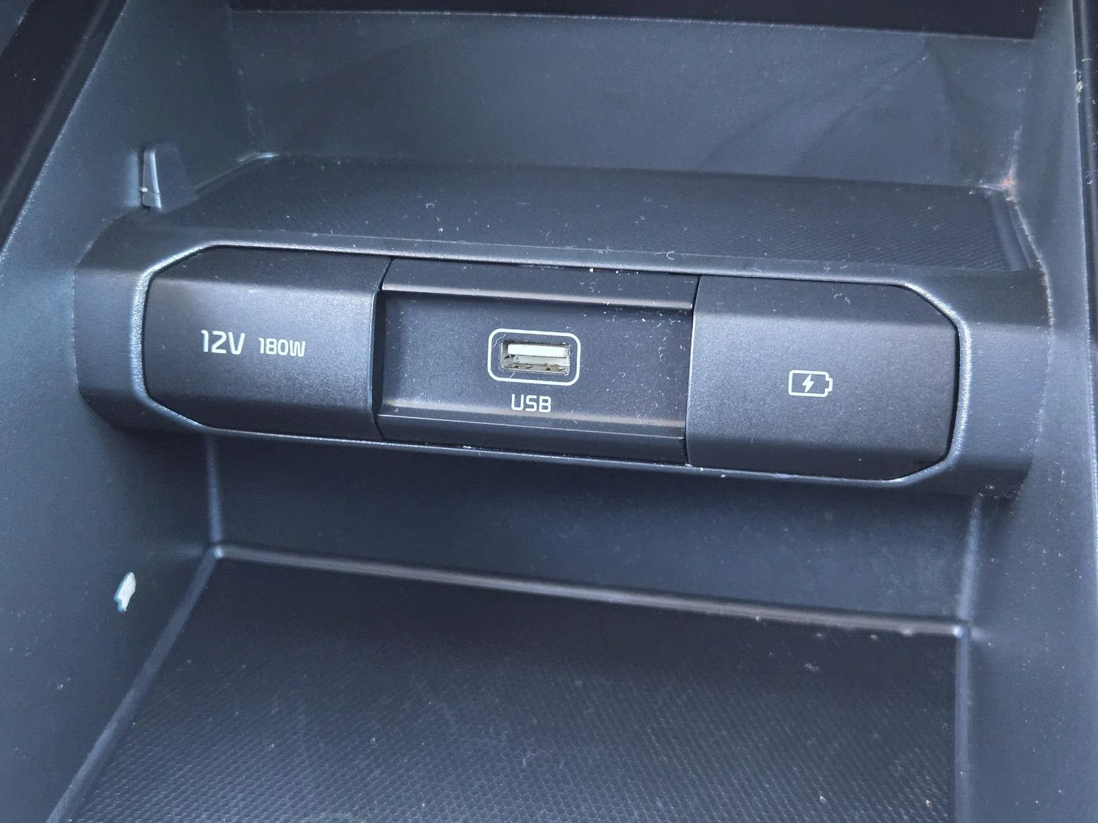 Used 2022 Everlasting Silver Kia LX AWD image 14