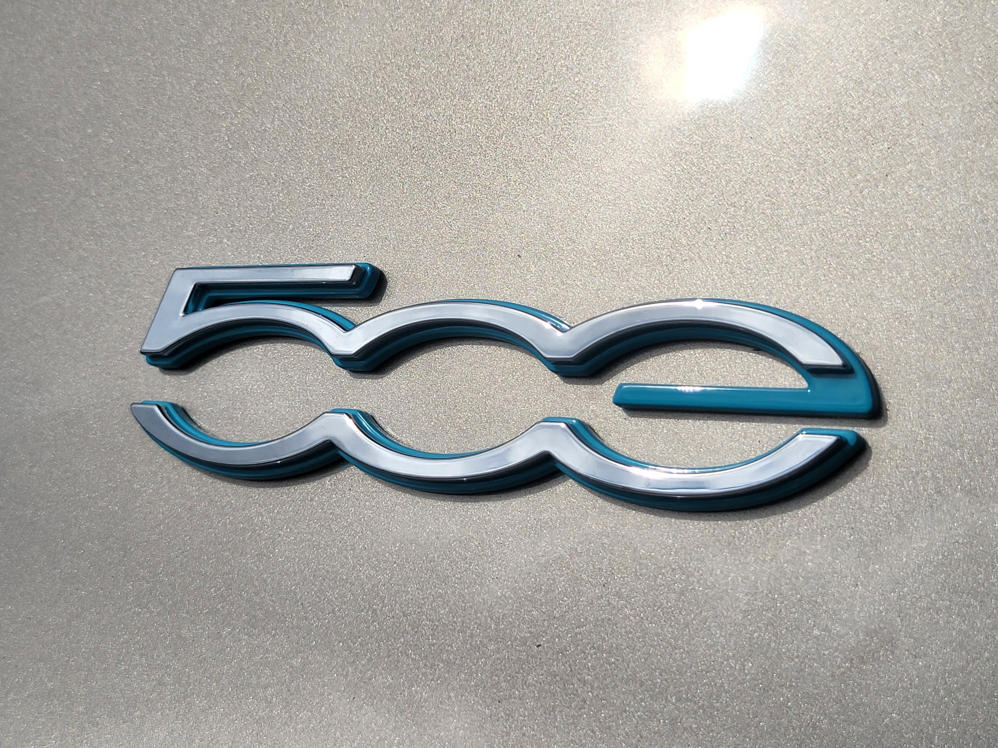 2025 FIAT 500e Base - Photo 12