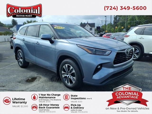 Used 2022  Toyota XLE image 1
