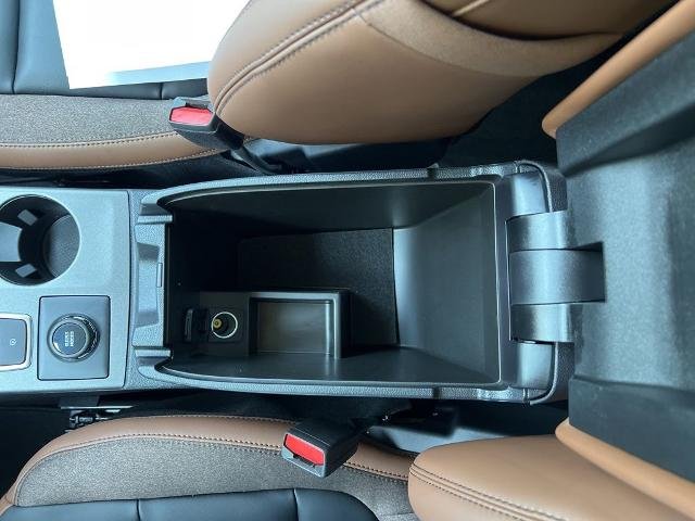 New 2025 Velocity Blue Metallic Ford Outer Banks® image 86