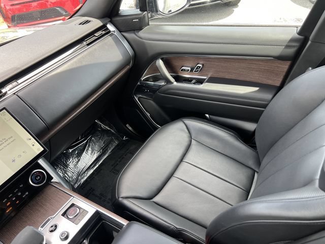 2023 Land Rover Range Rover SE - Photo 17