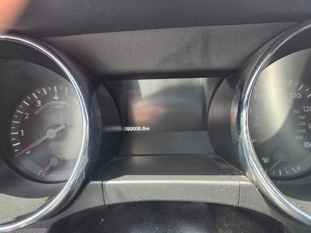 Used 2016 Magnetic Metallic Ford GT Premium image 14