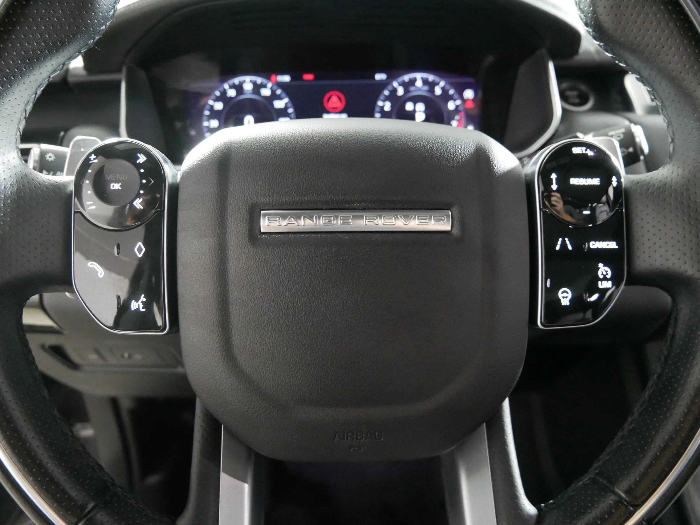 Used 2021 Eiger Grey Metallic Land Rover HSE Dynamic image 25