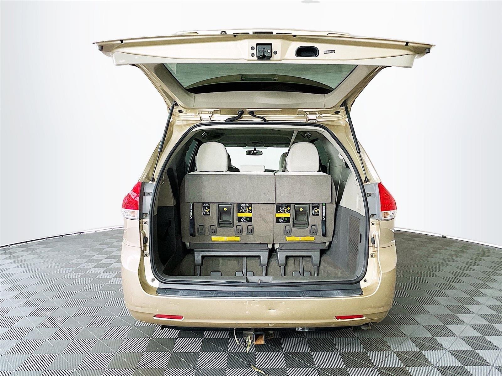 Used 2011 Sandy Beach Metallic Toyota LE image 27