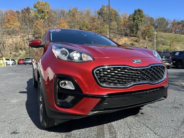 Used 2020 Red Kia LX image 18