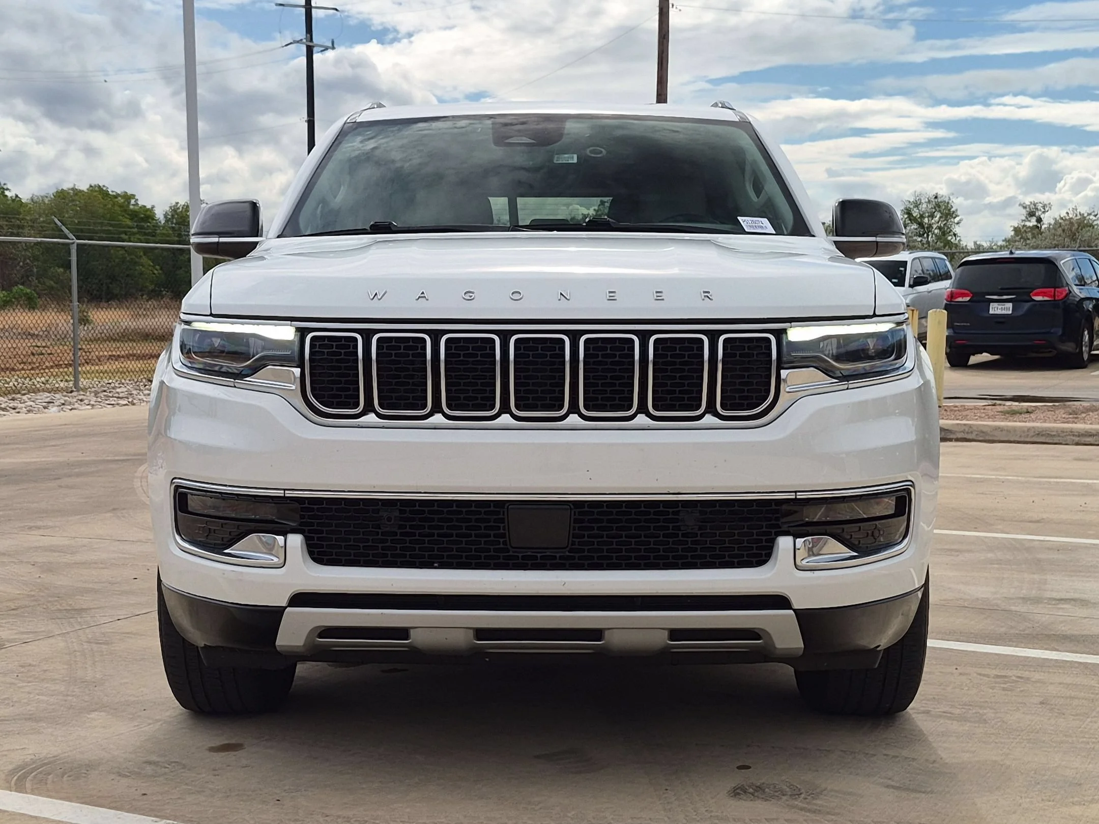 Used 2024 White Jeep Series II image 8