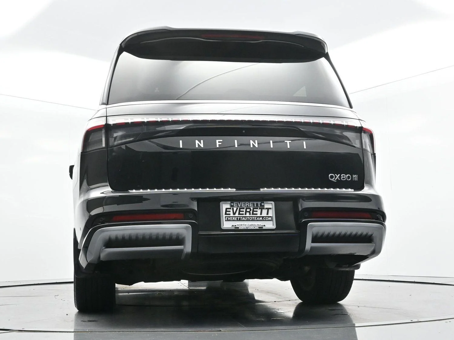 Used 2025 Black Obsidian INFINITI LUXE image 49