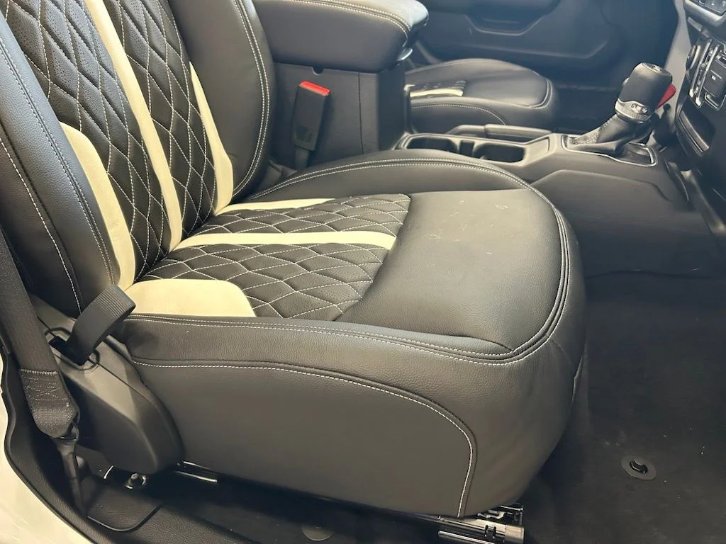 New 2026 Bright White Clearcoat Jeep Sport image 38