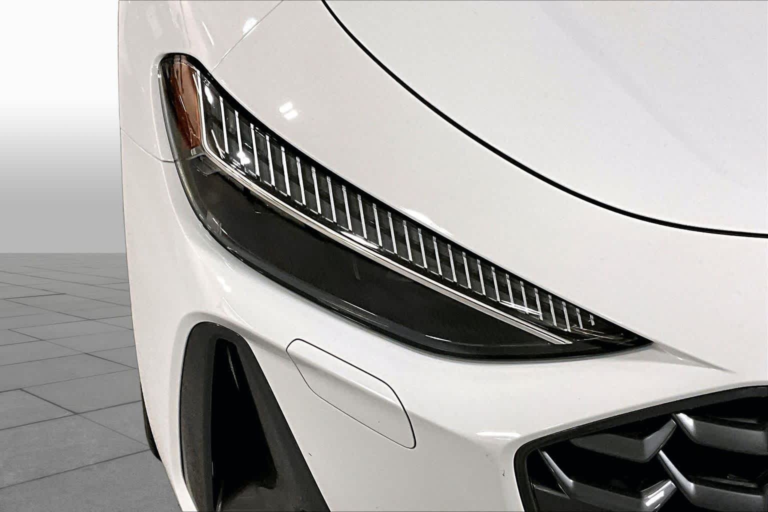 Used 2025 Glacier White Metallic Audi Premium Plus image 29