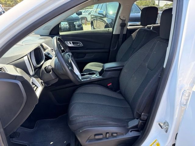 Used 2017 White Chevrolet LT image 14