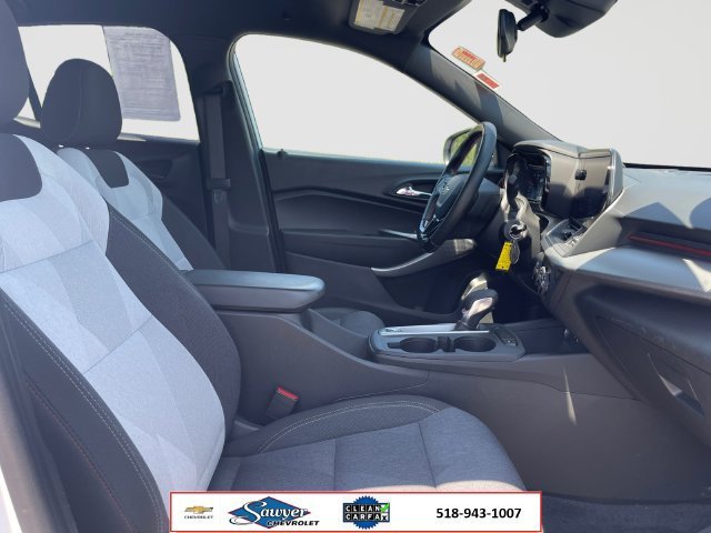 2024 Chevrolet Trax RS - Photo 16