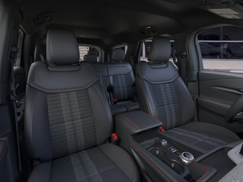 New 2026 Space White Metallic Ford ST-Line image 10