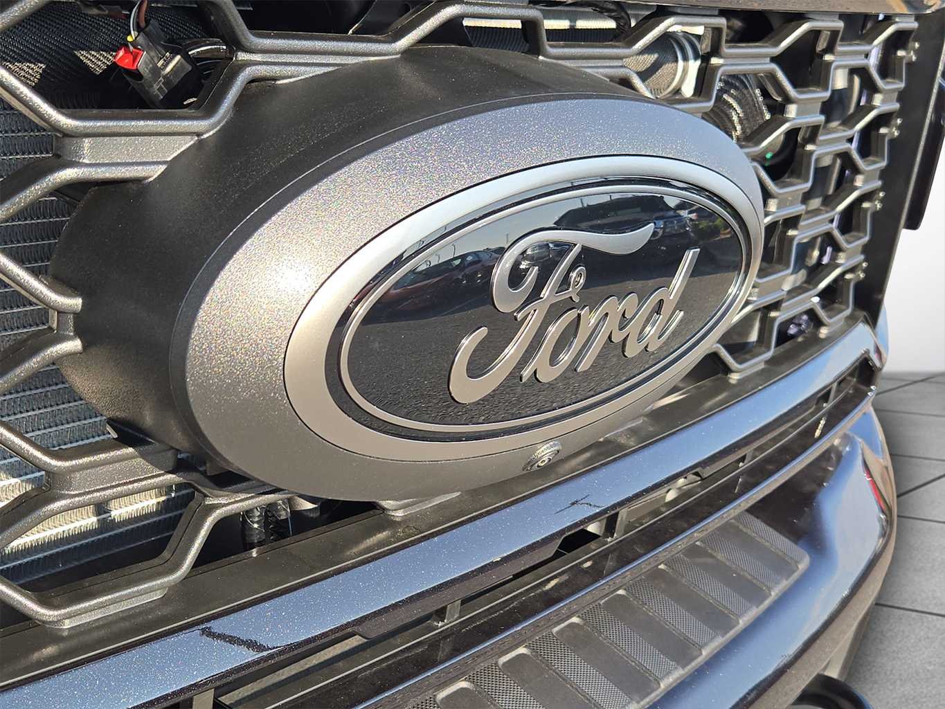 New 2026 Agate Black Metallic Ford F-250® Lariat® image 17