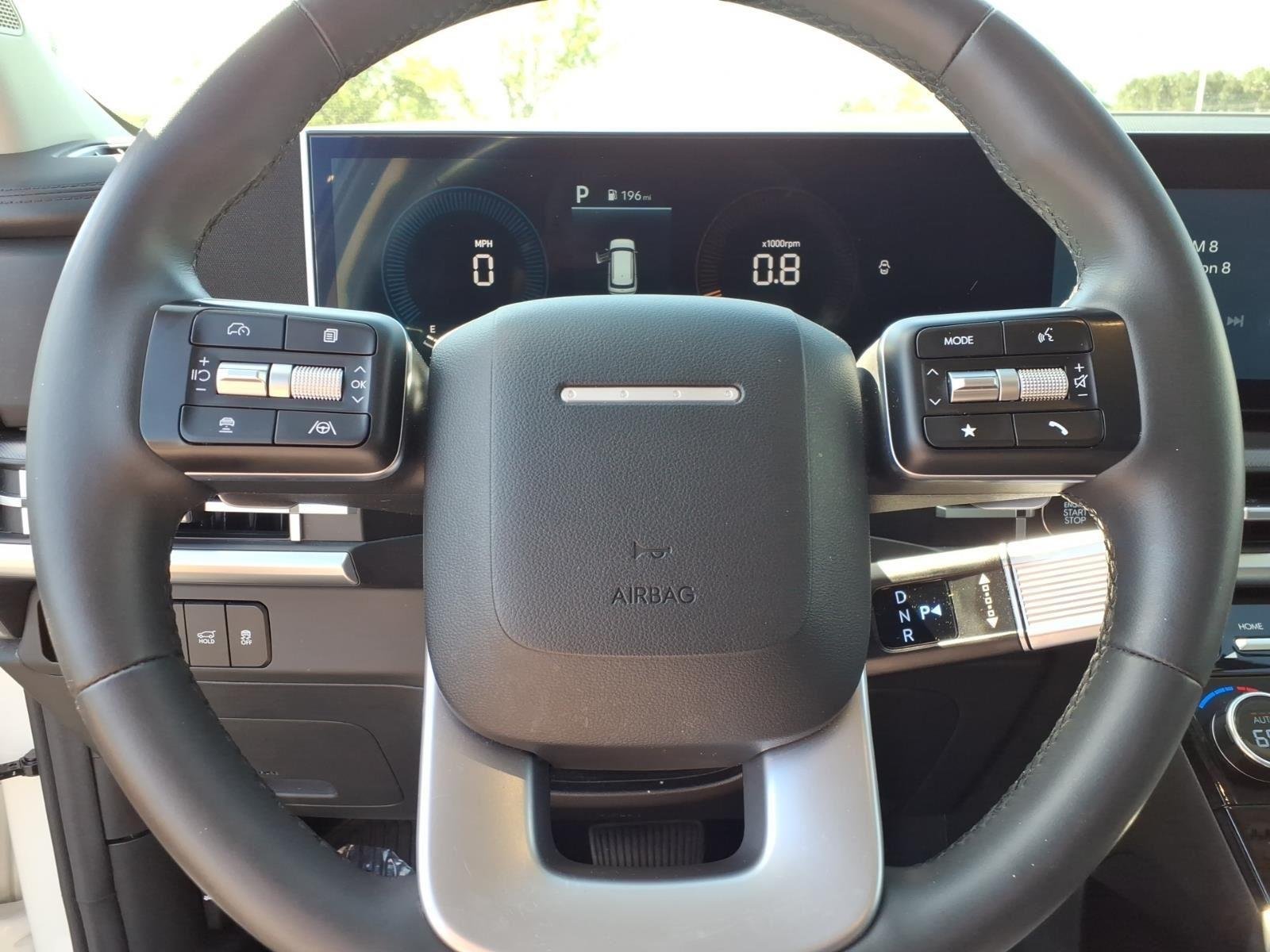 Used 2025 Serenity White Hyundai SEL image 25