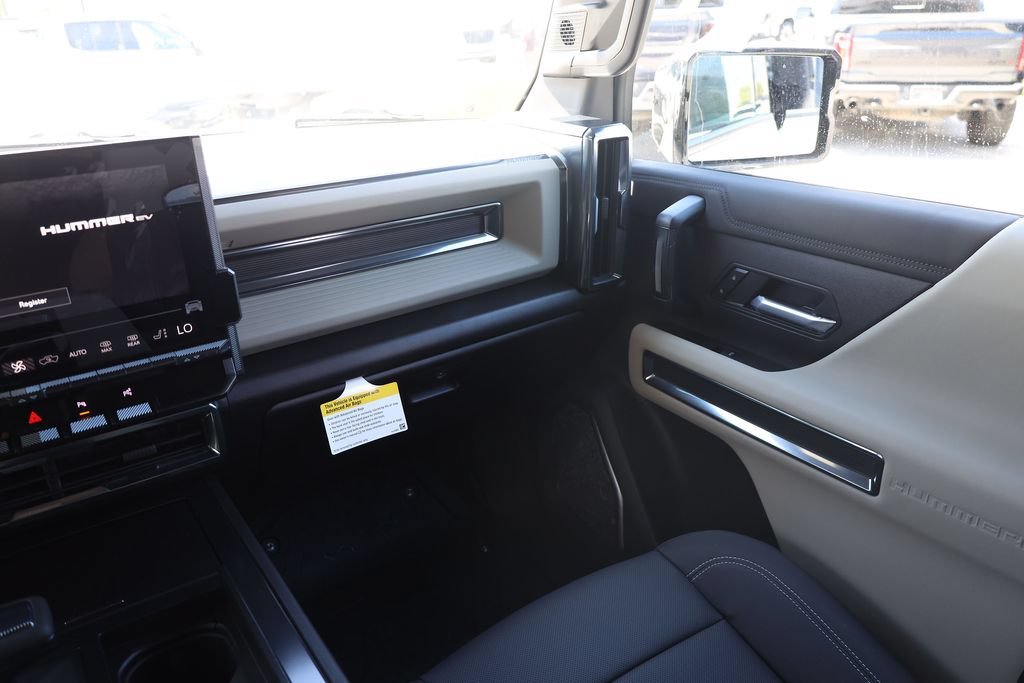2026 GMC HUMMER EV 2X - Photo 21