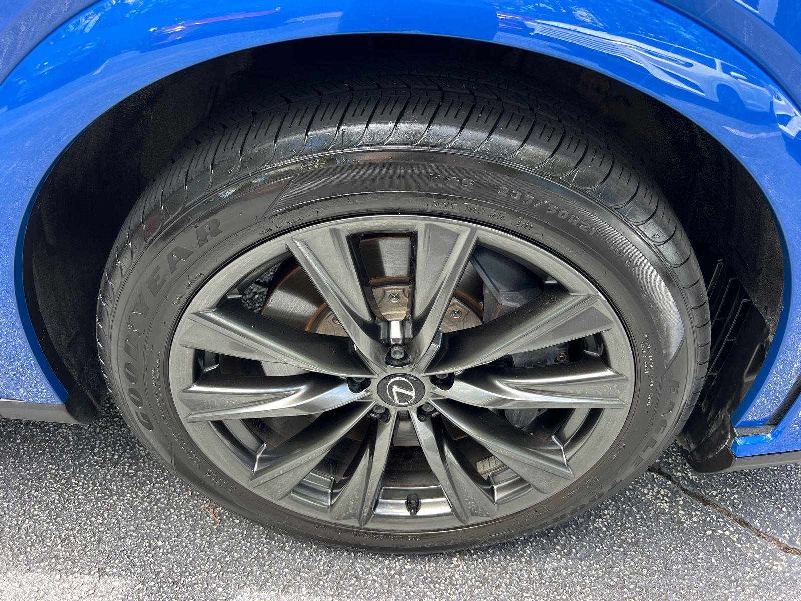 Used 2024 Grecian Water Lexus 350 F SPORT Handling image 12