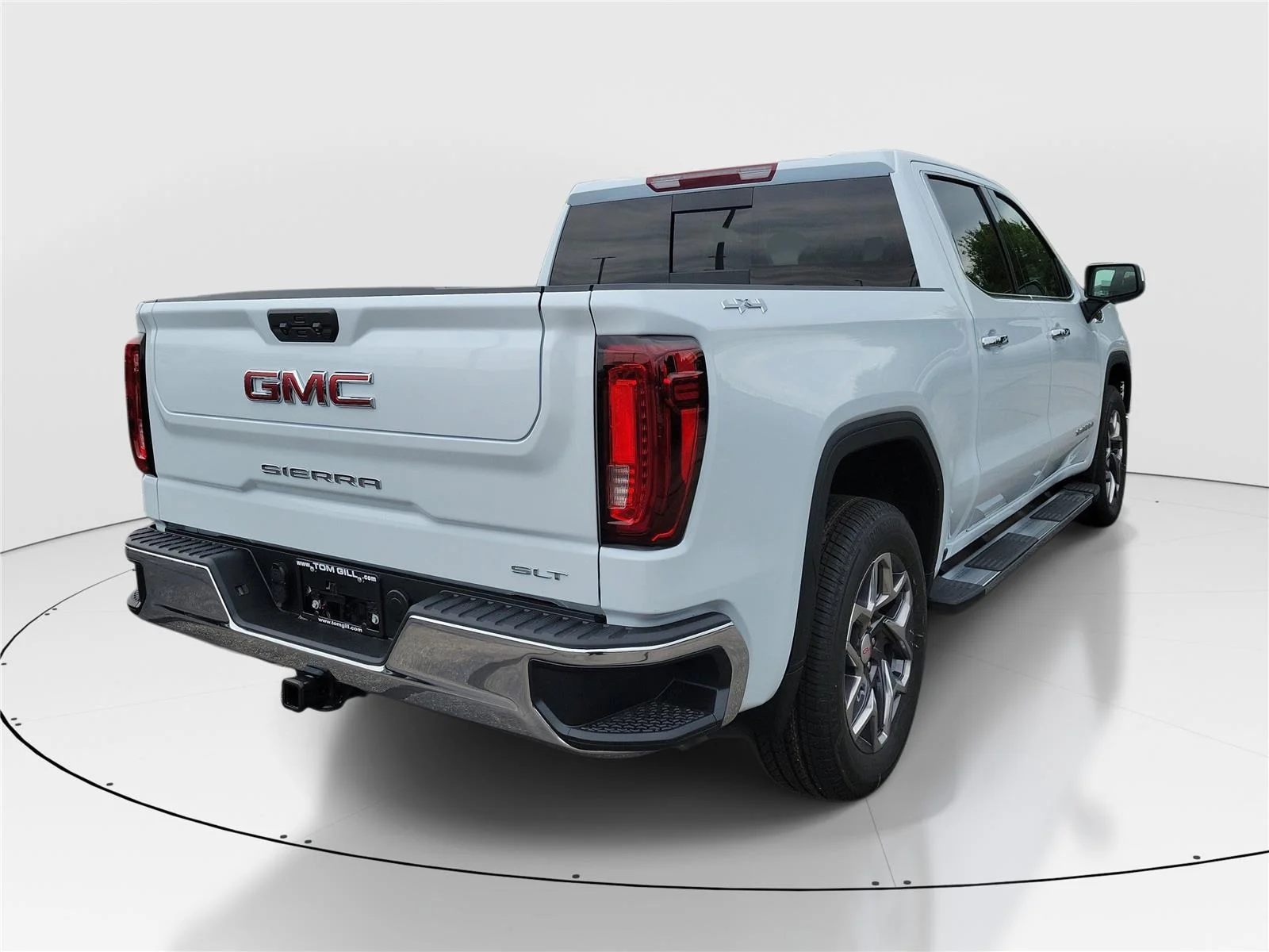 New 2026 Glacier White Tricoat GMC SLT image 4