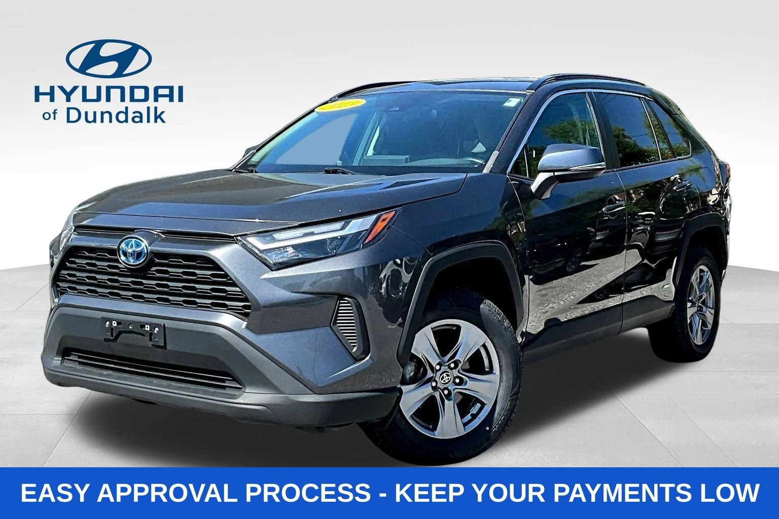 Used 2023 Gray Toyota XLE image 1