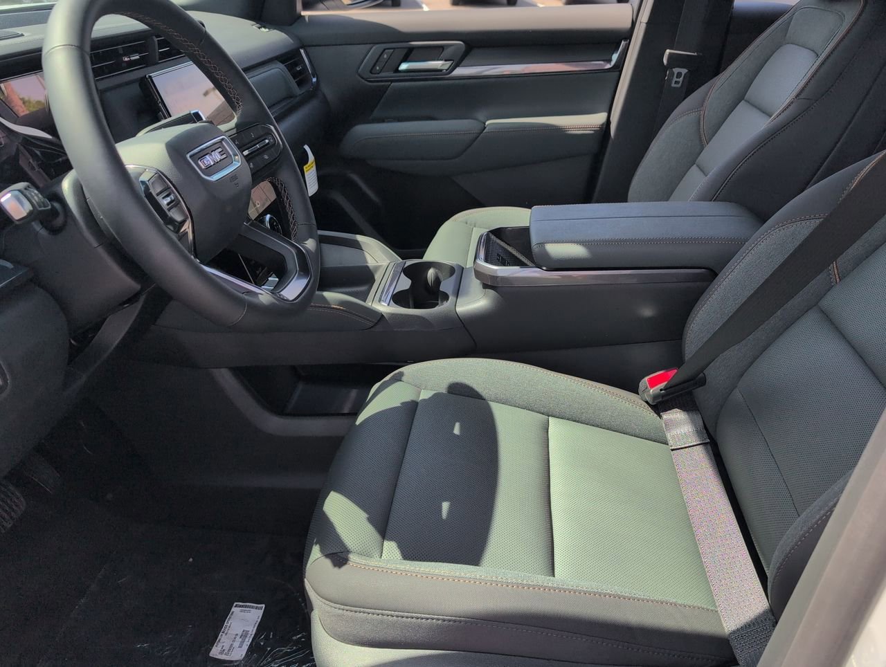 2026 GMC Terrain AT4 - Photo 19