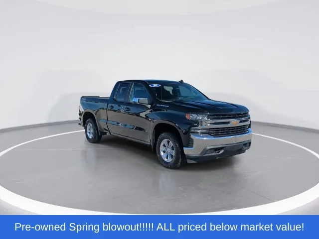 Used 2020 Black Chevrolet LT image 2