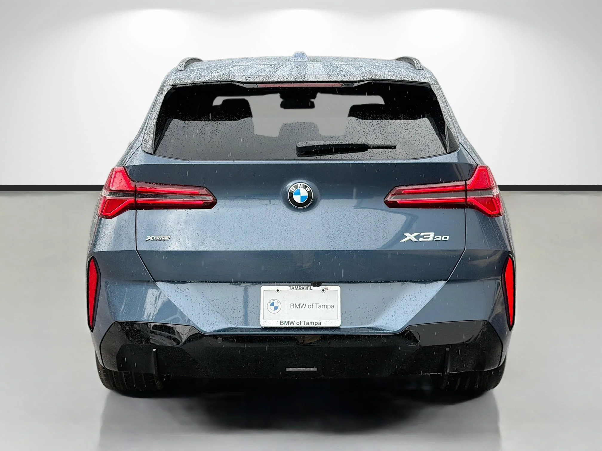 New 2026 Arctic Race Blue metallic BMW 30 xDrive image 4