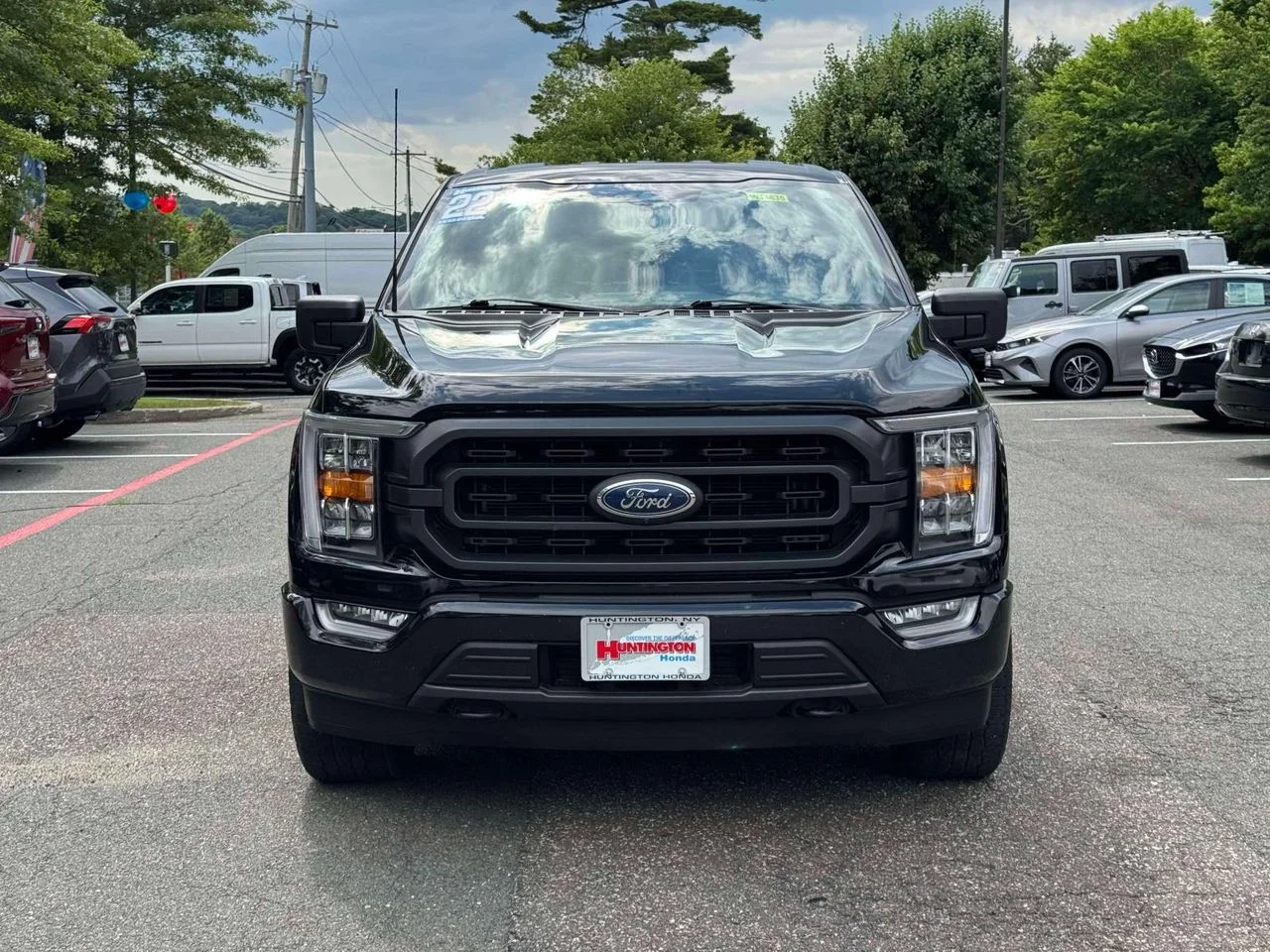Used 2022 Agate Black Metallic Ford XLT image 2