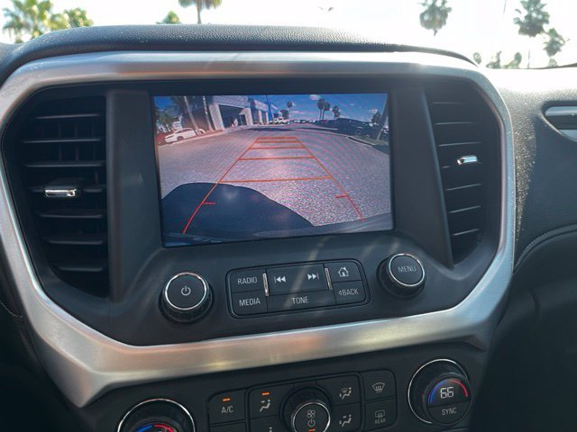 Used 2017 EBONY TWILIGHT METALLIC GMC SLT image 9