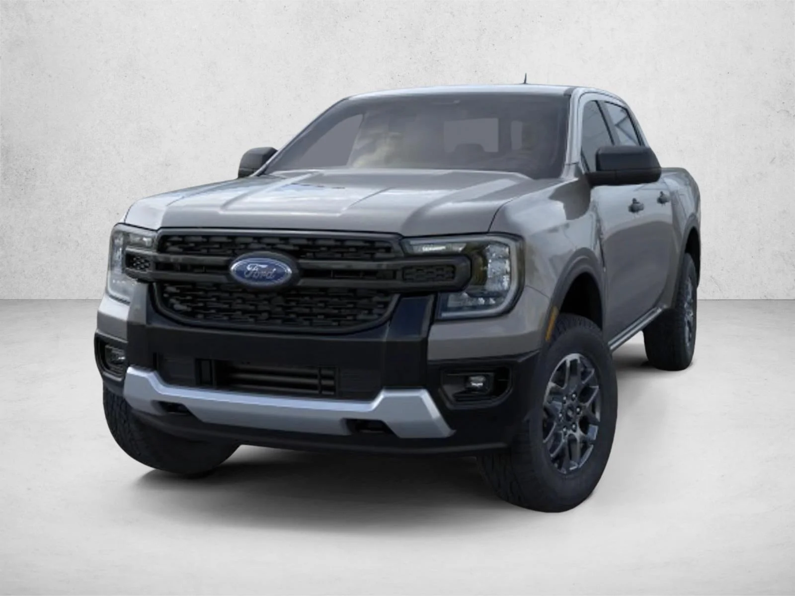 New 2026 Carbonized Gray Metallic Ford XLT image 2