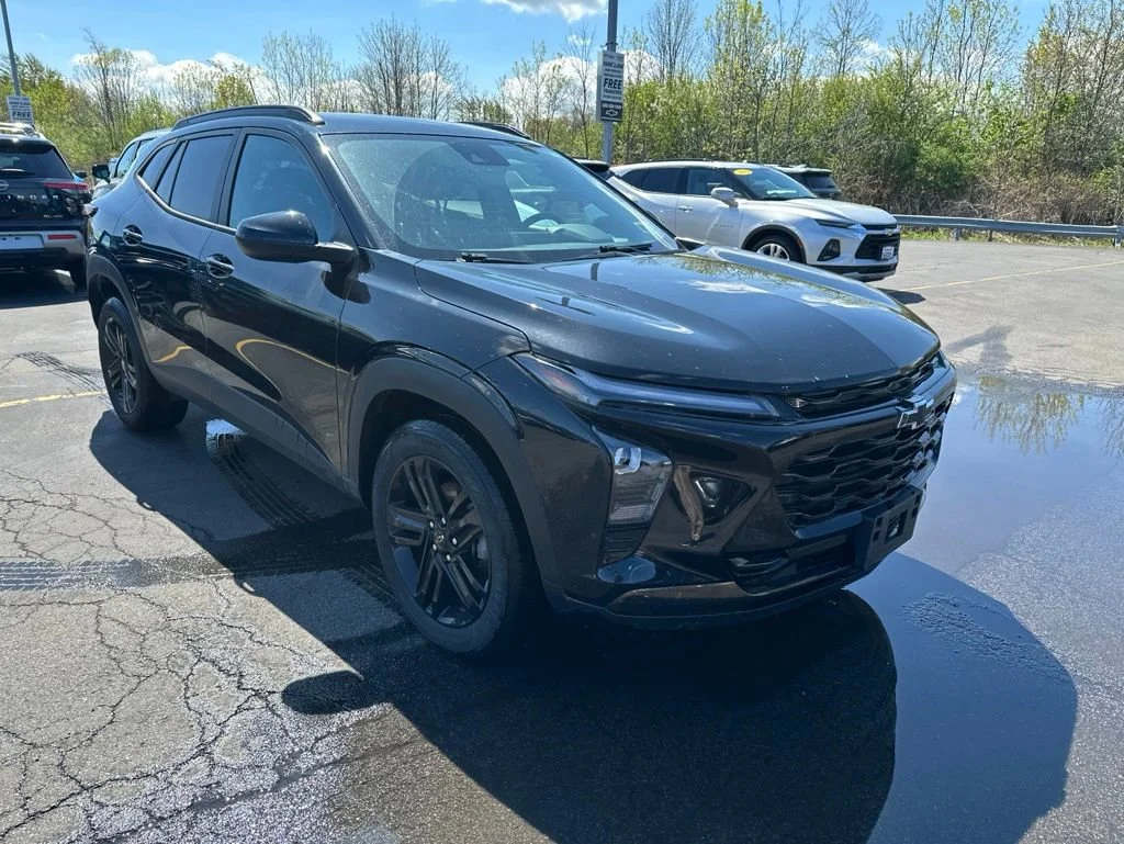 2024 Chevrolet Trax Activ's photo