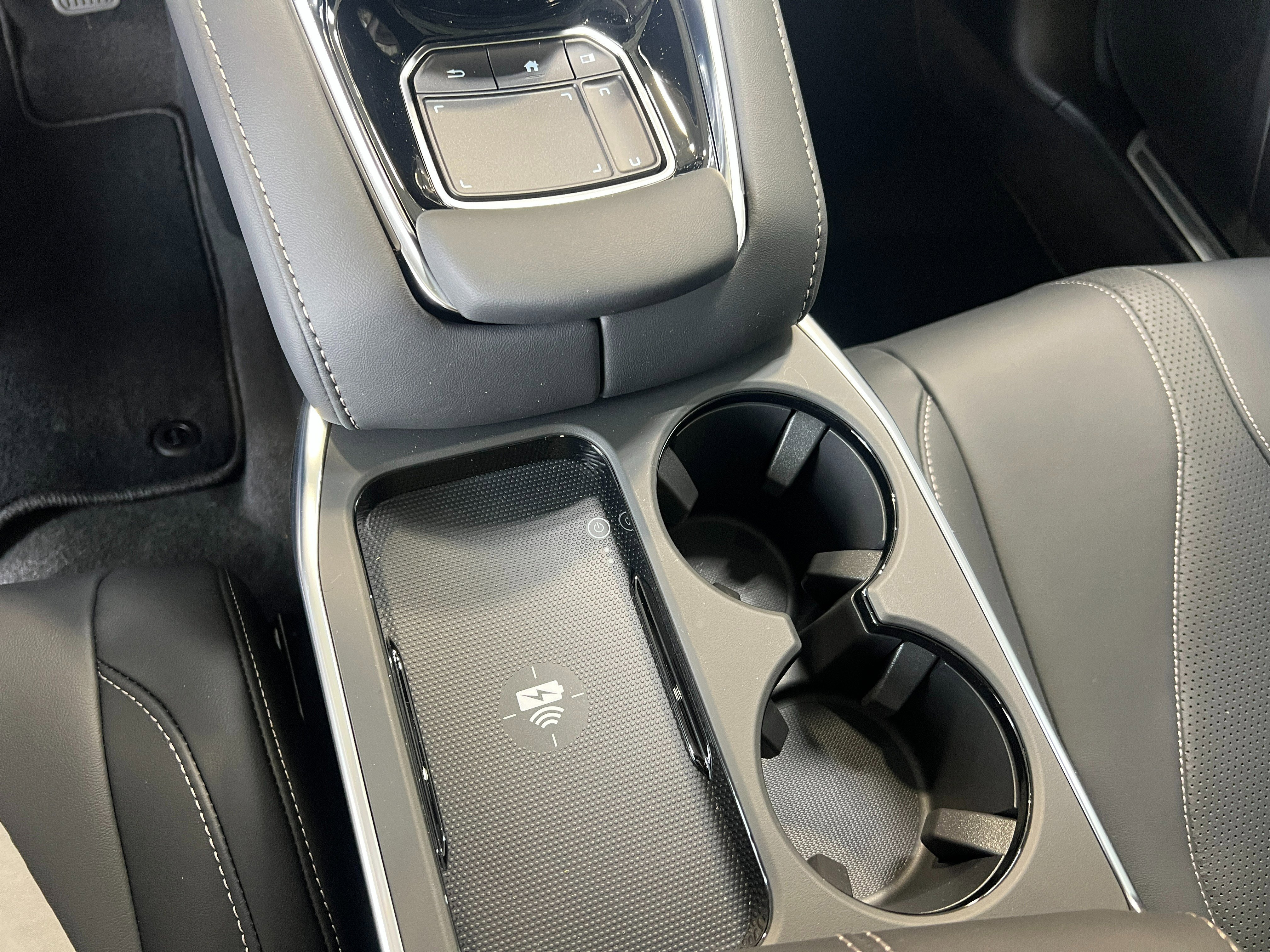 New 2026 Majestic Black Pearl Acura w/Technology Package image 23