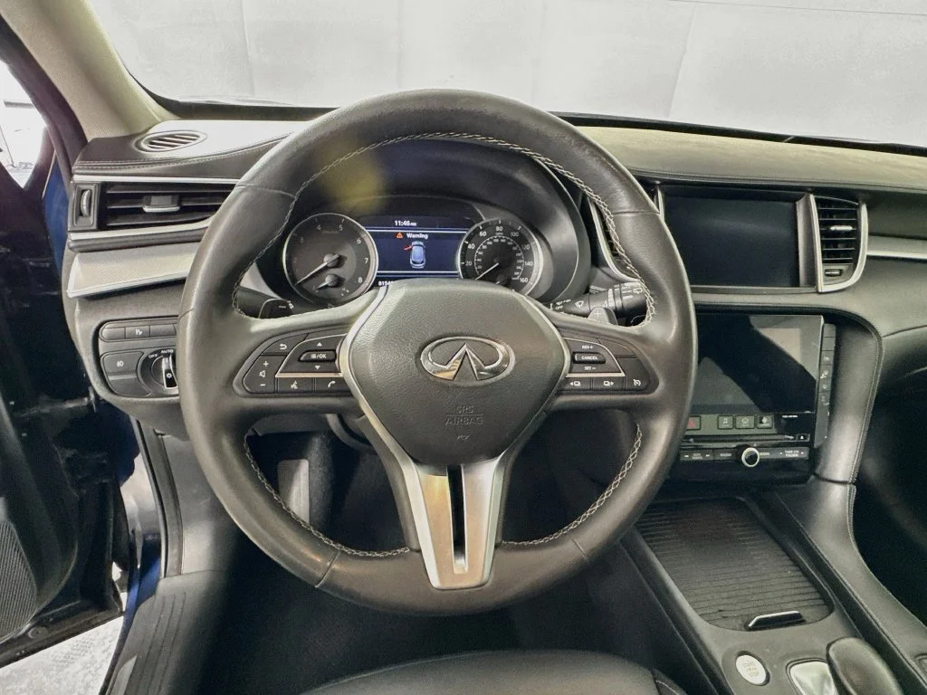 Certified Used 2020 Blue INFINITI LUXE image 13