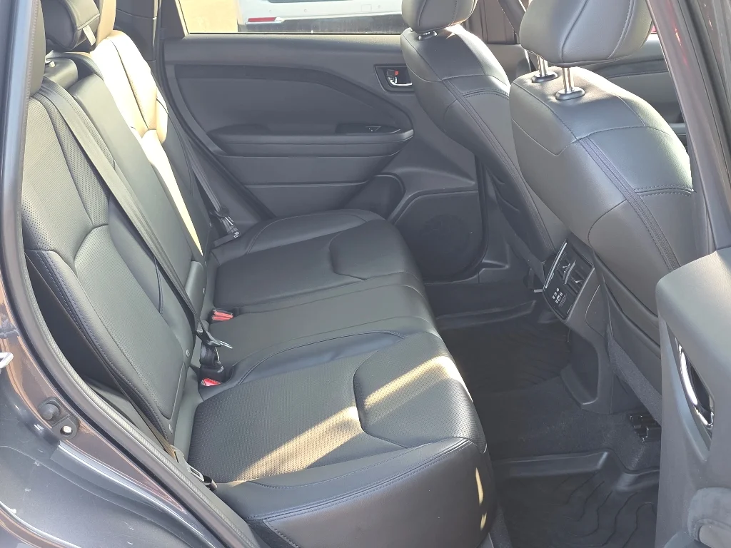 Used 2025 Magnetite Gray Metallic Subaru Limited image 24